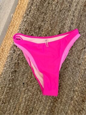 Women's Bright Pink Bikini Bottom - Unbranded